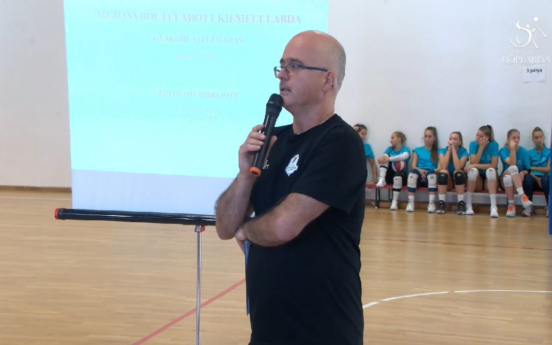 Mezőnyből történő kiemelt labda feladása (gyakorlat) – Kormos Mihály